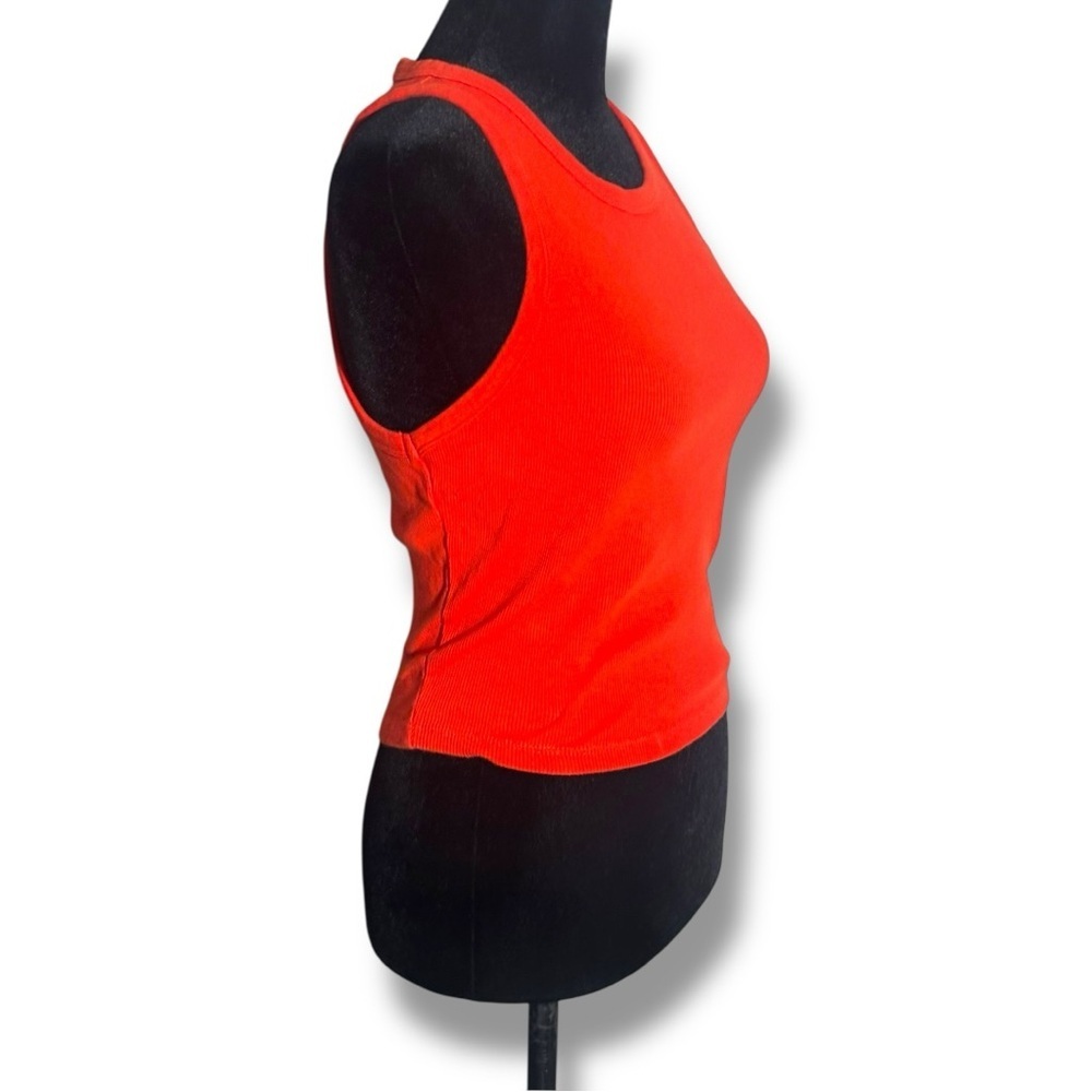 Bershka Vibrant Red Ribbed Slim Fit Crewneck Sleeveless Casual Tank Top - Picture 3 of 13